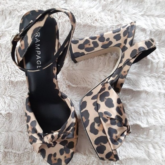 Rampage Leopard Print Heels Size 7.5M Mob Wife Platform Ankle Strap Y2K - Picture 5 of 7